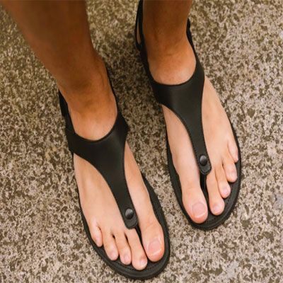 NOMAD barefoot sandals